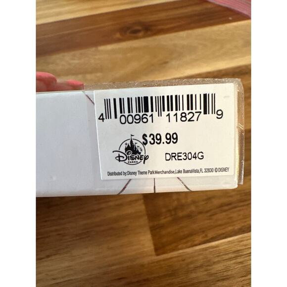 DIsney set of earrings2 pairs of earrings New in box - Picture 4 of 4